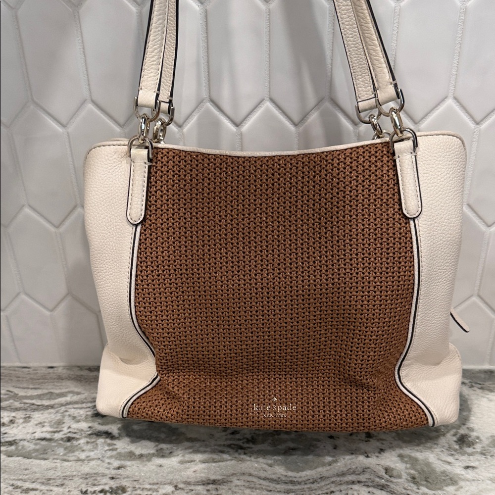 Kate Spade Tan and Cream Shoulder Bag